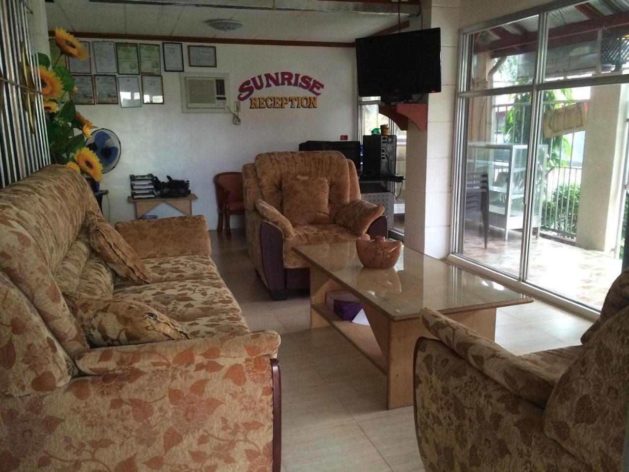 Sunrise Apartelle Olongapo Luaran gambar