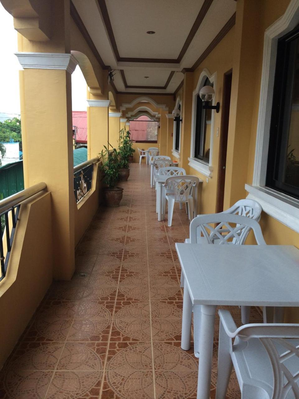 Sunrise Apartelle Olongapo Luaran gambar