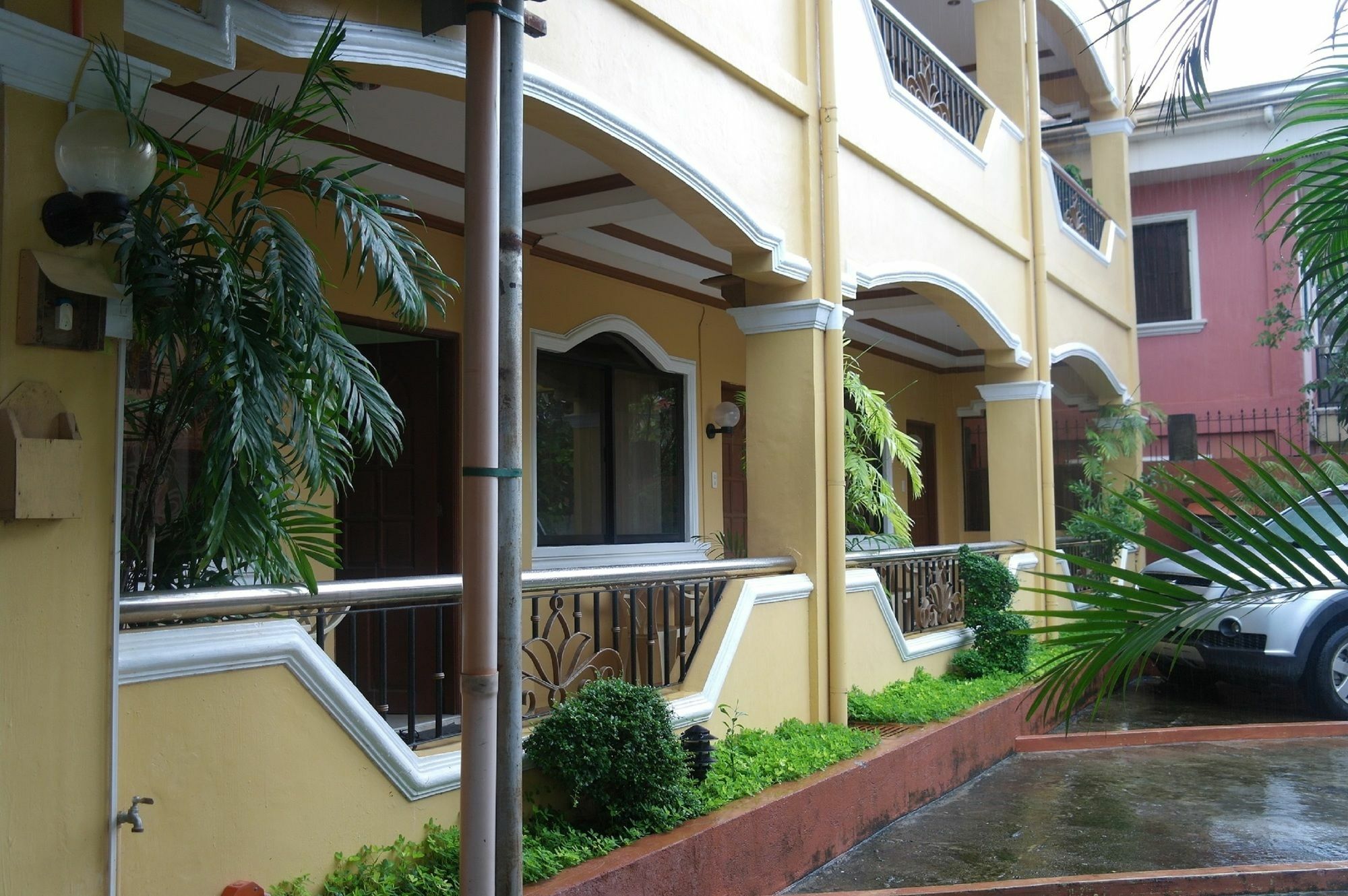Sunrise Apartelle Olongapo Luaran gambar