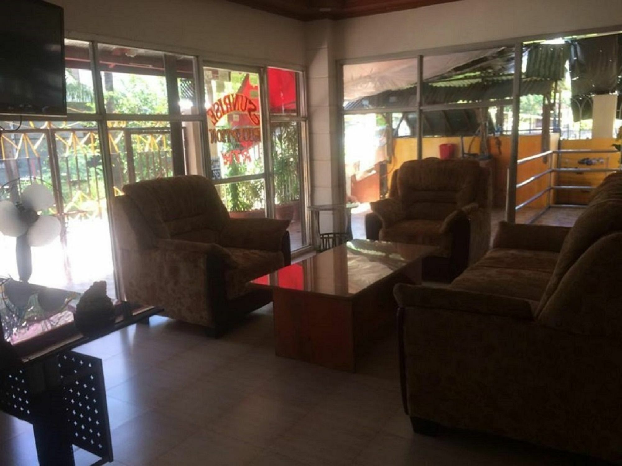 Sunrise Apartelle Olongapo Luaran gambar